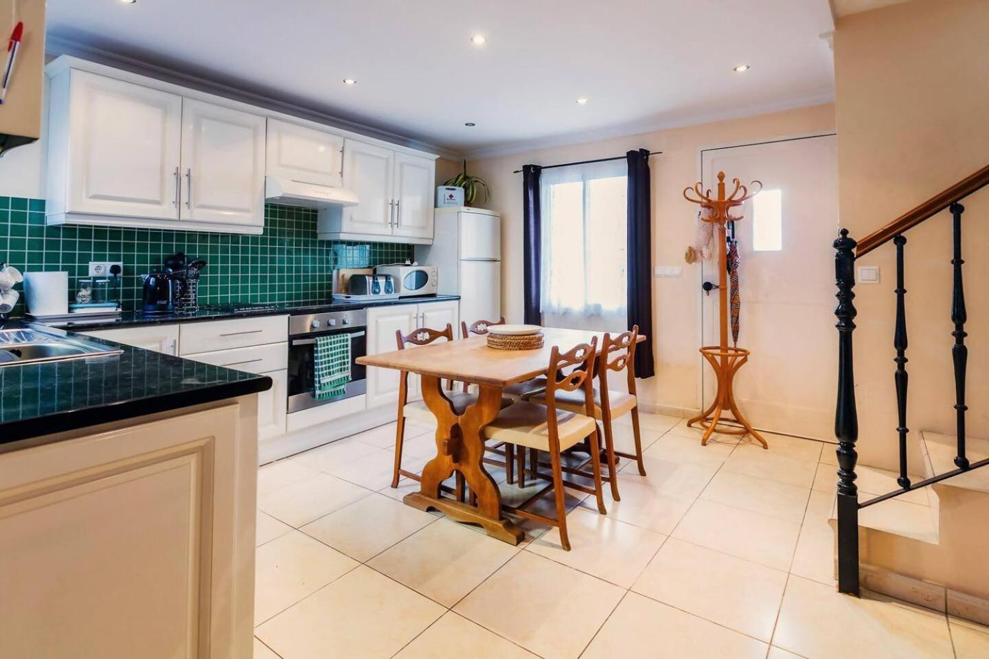 Apartment Cyv Vacation In Idyllic 3 Bedroom Fuengirola